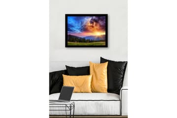 Inramad Canvastavla i trä - 41x56 cm - Storslagen solnedgång över berg och skog - Blå / Orange / Grön - Inredning - Tavlor & posters - Canvastavla
