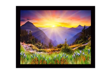 Inramad Canvastavla i trä - 41x56 cm - Storslagen soluppgång över berg och dalar - Guld / Lila / Grön - Inredning - Tavlor & posters - Canvastavla