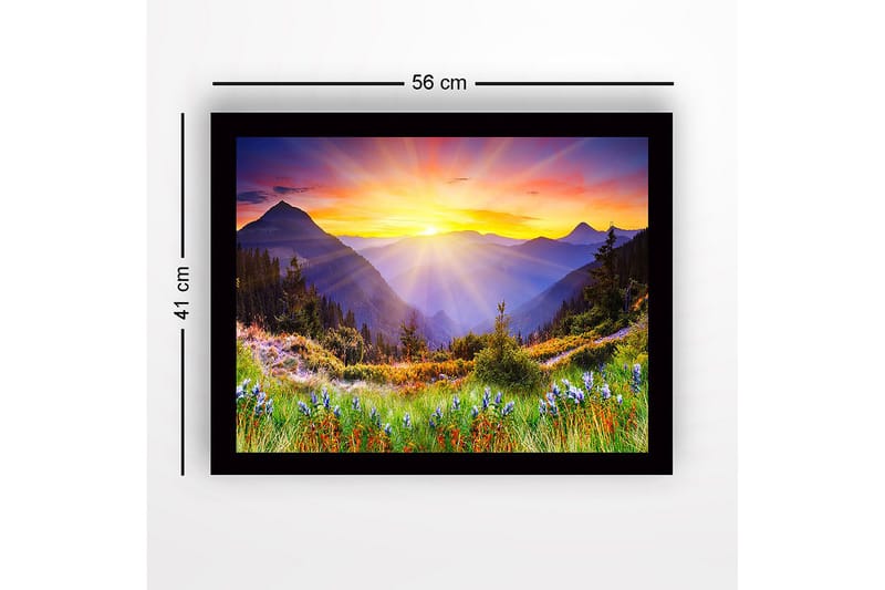 Inramad Canvastavla i trä - 41x56 cm - Storslagen soluppgång över berg och dalar - Guld / Lila / Grön - Inredning - Tavlor & posters - Canvastavla