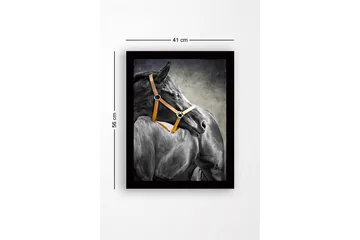 Inramad Canvastavla i trä - 41x56 cm - Svart häst med en orange grimma i profil - Svart / Orange / Grå - Inredning - Tavlor & posters - Canvastavla