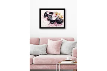 Inramad Canvastavla i trä - 41x56 cm - Svart stenar omgivna av vita och lila orkidéblad - Svart / Vit / Lila - Inredning - Tavlor & posters - Canvastavla