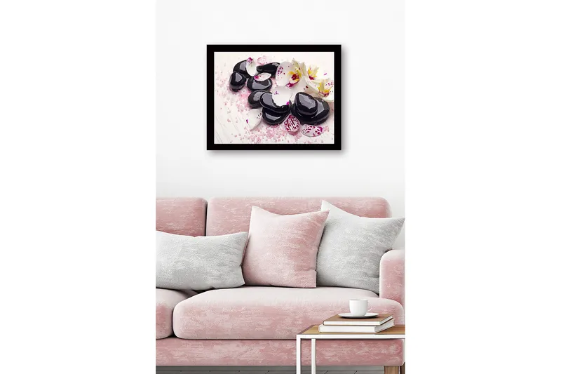 Inramad Canvastavla i trä - 41x56 cm - Svart stenar omgivna av vita och lila orkidéblad - Svart / Vit / Lila - Inredning - Tavlor & posters - Canvastavla