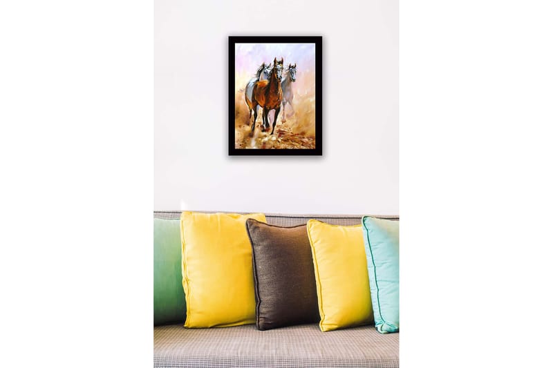 Inramad Canvastavla i trä - 41x56 cm - Tre hästar i rörelse genom en dammig landskap - Brun / Vit / Beige - Inredning - Tavlor & posters - Canvastavla