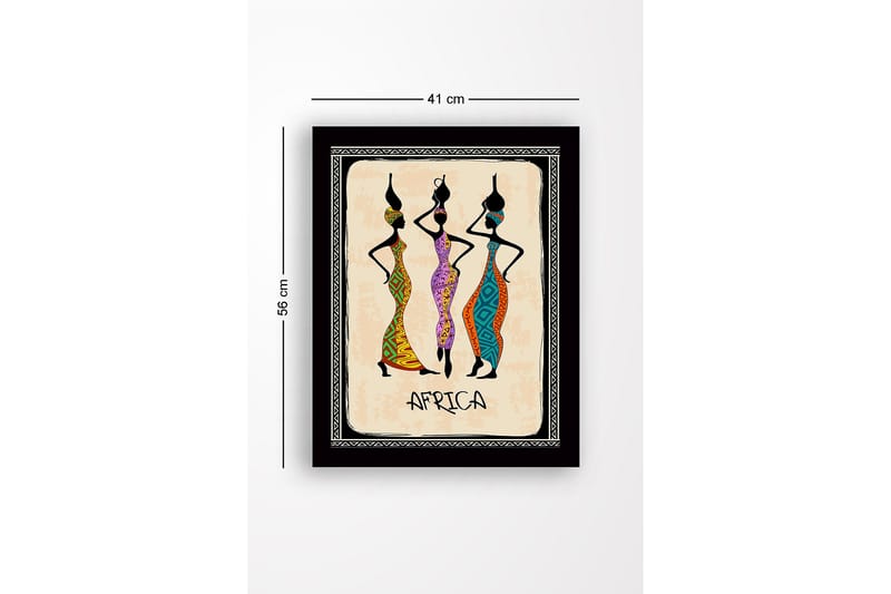 Inramad Canvastavla i trä - 41x56 cm - Tre stiliserade kvinnor i färgglada klänningar med traditionella mönster - Svart / Orange / Grön - Inredning - Tavlor & posters - Canvastavla