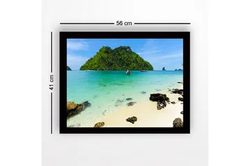 Inramad Canvastavla i trä - 41x56 cm - Tropisk strand med klarblått vatten och grönskande öar - Turkos / Grön / Beige - Inredning - Tavlor & posters - Canvastavla