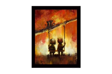 Inramad Canvastavla i trä - 41x56 cm - Två barn som gungar tillsammans under en färgglad himmel - Röd / Orange / Svart - Inredning - Tavlor & posters - Canvastavla