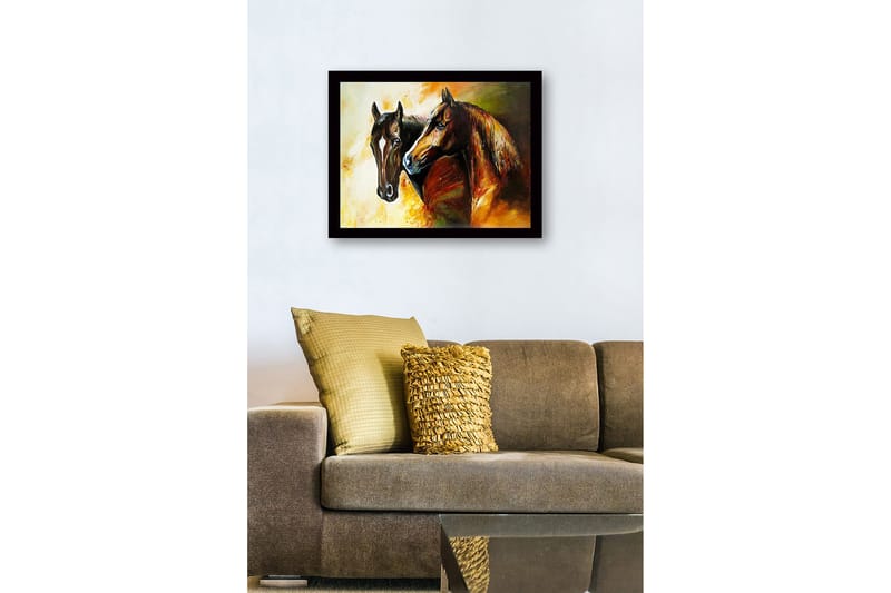 Inramad Canvastavla i trä - 41x56 cm - Två majestätiska hästar som står nära varandra - Brun / Svart / Orange - Inredning - Tavlor & posters - Canvastavla
