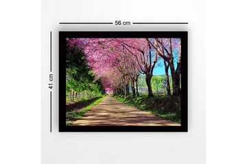 Inramad Canvastavla i trä - 41x56 cm - Vacker allé med blommande körsbärsträd i rosa nyanser - Rosa / Grön / Brun - Inredning - Tavlor & posters - Canvastavla