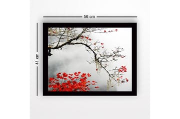 Inramad Canvastavla i trä - 41x56 cm - Vacker gren med röda höstlöv mot en dimmig bakgrund - Röd / Grå / Brun - Inredning - Tavlor & posters - Canvastavla