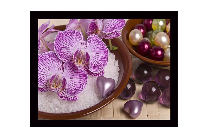 Inramad Canvastavla i trä - 41x56 cm - Vacker samling av orkidéer och dekorationer i skålar, Lila / Vit / Grön