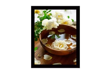 Inramad Canvastavla i trä - 41x56 cm - Vacker skål med flytande blommor och kronblad - Vit / Grön / Brun - Inredning - Tavlor & posters - Canvastavla