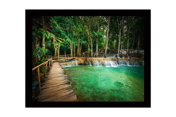 Inramad Canvastavla i trä - 41x56 cm - Vacker vattenfall med grönskande omgivning - Grön / Turkos / Brun - Inredning - Tavlor & posters - Canvastavla