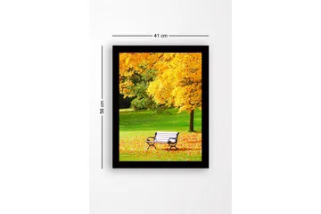 Inramad Canvastavla i trä - 41x56 cm - Vacker parkbänk omgiven av gyllene höstlöv - Guld / Grön / Svart - Inredning - Tavlor & posters - Canvastavla