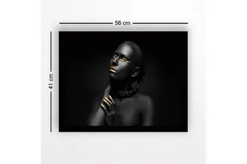 Inramad Canvastavla i trä - 41x56 cm - Porträtt av en kvinna med svart hud och guldiga detaljer - Svart / Guld - Inredning - Tavlor & posters - Canvastavla