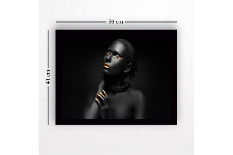 Inramad Canvastavla i trä - 41x56 cm - Porträtt av en kvinna med svart hud och guldiga detaljer - Svart / Guld - Inredning - Tavlor & posters - Canvastavla