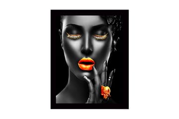Inramad Canvastavla i trä - 41x56 cm - Porträtt av en kvinna med starka färger på läppar och ögonfransar - Orange / Svart - Inredning - Tavlor & posters - Canvastavla