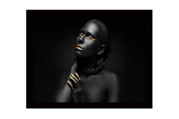 Inramad Canvastavla i trä - 41x56 cm - Porträtt av en kvinna med svart hud och guldiga detaljer - Svart / Guld - Inredning - Tavlor & posters - Canvastavla