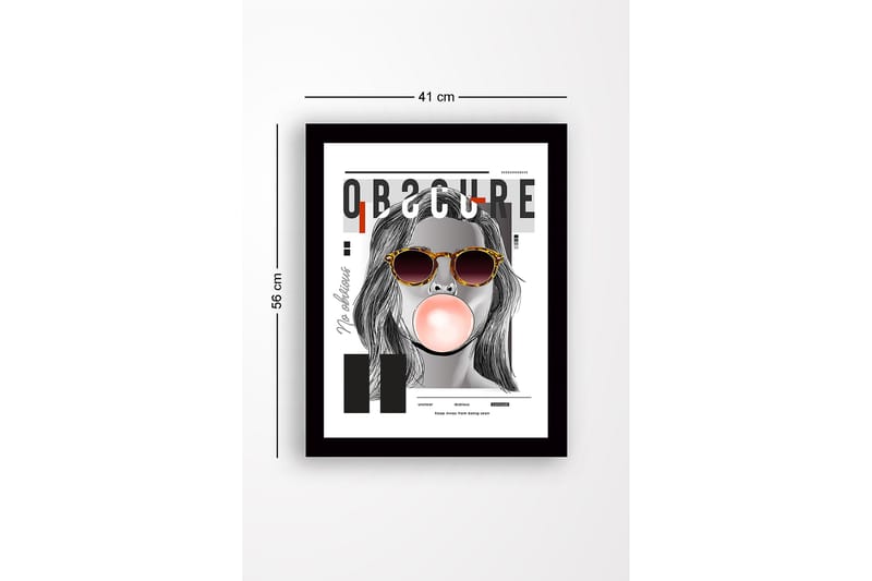 Inramad Canvastavla i trä - 41x56 cm - Porträtt av en kvinna med solglasögon som blåser bubbelgum - Grå / Svart / Beige - Inredning - Tavlor & posters - Canvastavla