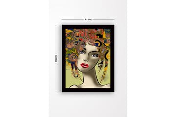 Inramad Canvastavla i trä - 41x56 cm - Porträtt av en kvinna med färgglad frisyr och starka drag - Röd / Gul / Grön - Inredning - Tavlor & posters - Canvastavla