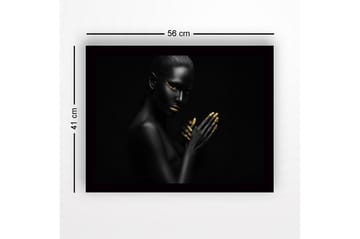 Inramad Canvastavla i trä - 41x56 cm - Porträtt av en kvinna med svart hud och guldiga detaljer - Svart / Guld - Inredning - Tavlor & posters - Canvastavla