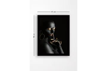 Inramad Canvastavla i trä - 41x56 cm - Porträtt av en kvinna med svart kroppsmålning och guldiga detaljer - Svart / Guld - Inredning - Tavlor & posters - Canvastavla