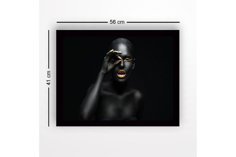 Inramad Canvastavla i trä - 41x56 cm - Porträtt av en kvinna med svart kroppsmålning och guldiga detaljer - Svart / Guld - Inredning - Tavlor & posters - Canvastavla