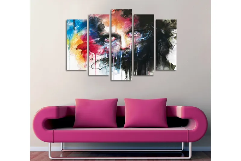 Stor Canvastavla i 5 delar 105x70 cm - Intensivt porträtt med dramatiska färger och uttrycksfulla drag - Svart / Röd / Blå - Inredning - Tavlor & posters - Canvastavla