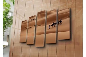 Stor Canvastavla i 5 delar 105x70 cm - Kamelkaravan som rör sig genom sanddyner - Sandbeige / Ljusbrun / Grön - Inredning - Tavlor & posters - Canvastavla