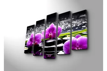 Stor Canvastavla i 5 delar 105x70 cm - Lila orkidéer på svarta stenar med reflektioner i vatten - Lila / Svart / Grön - Inredning - Tavlor & posters - Canvastavla
