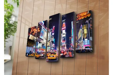 Stor Canvastavla i 5 delar 105x70 cm - Livlig stadsbild av Times Square med neonskyltar och trafik - Gult / Blått / Rött - Inredning - Tavlor & posters - Canvastavla