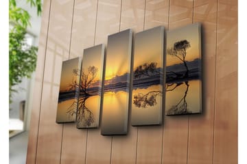 Stor Canvastavla i 5 delar 105x70 cm - Stämningsfull solnedgång med silhuetter av träd vid vattnet - Guld / Svart - Inredning - Tavlor & posters - Canvastavla