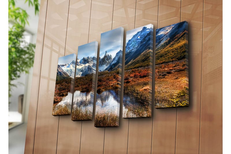 Stor Canvastavla i 5 delar 105x70 cm - Storslagen fjällandskap med snötäckta toppar och spegelblanka sjöar - Mörkgrön / Blå / Orange - Inredning - Tavlor & posters - Canvastavla