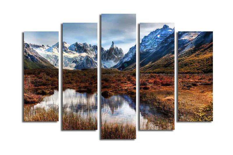 Stor Canvastavla i 5 delar 105x70 cm - Storslagen fjällandskap med snötäckta toppar och spegelblanka sjöar - Mörkgrön / Blå / Orange - Inredning - Tavlor & posters - Canvastavla