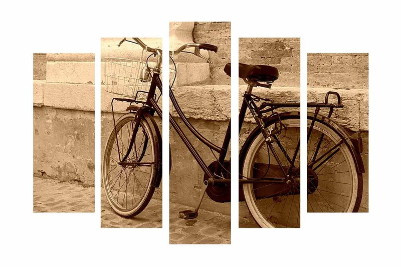 Stor Canvastavla i 5 delar 105x70 cm - Vintage cykel lutad mot en vägg - Svart / Beige / Brun - Inredning - Tavlor & posters - Canvastavla