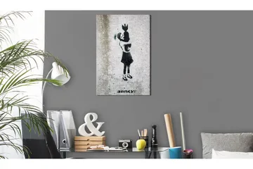 Tavla Bomb Hugger By Banksy VALUE_MISSING_3 80x120 - Inredning - Tavlor & posters - Canvastavla