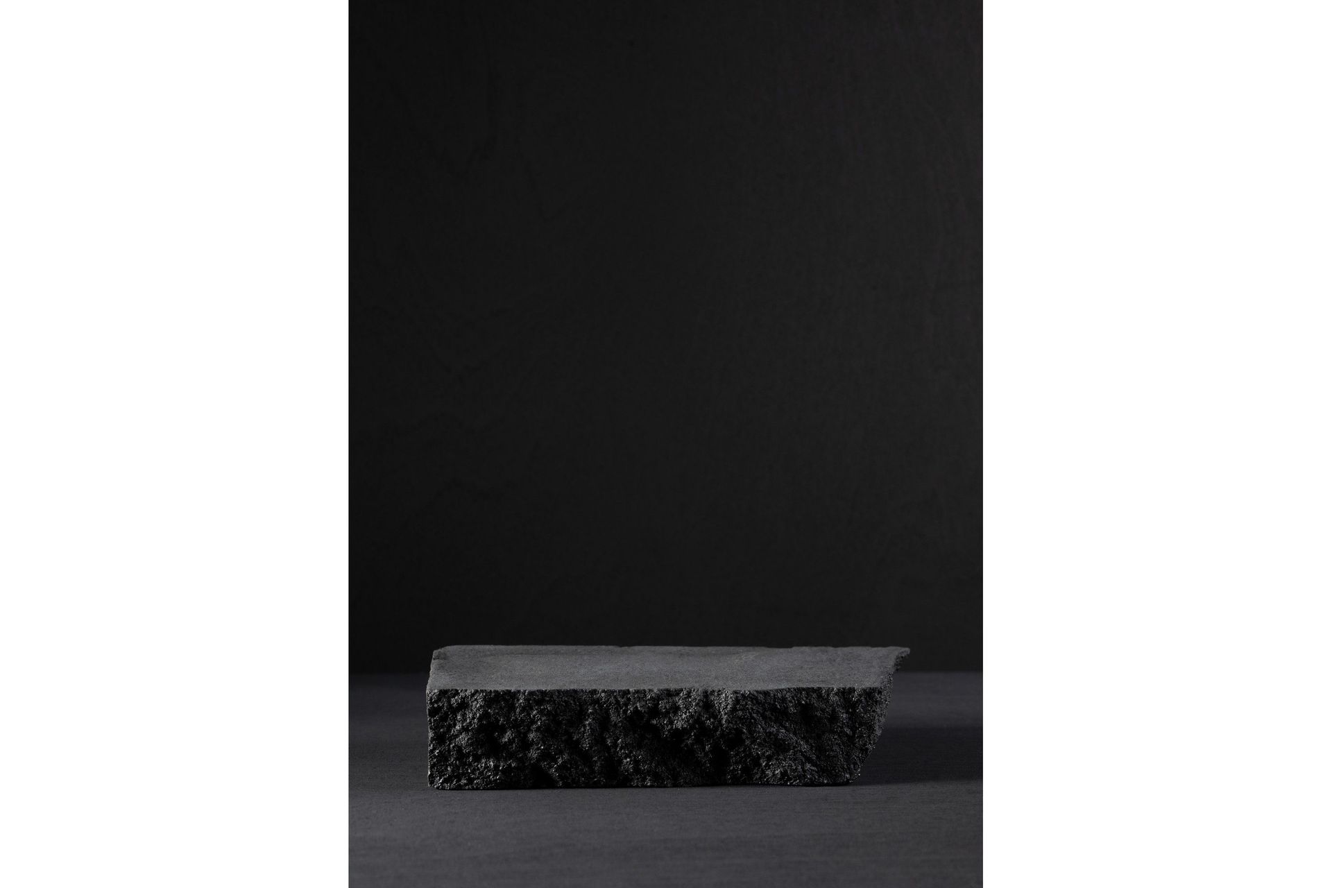 Poster Black Rock 50x70 cm - Svart