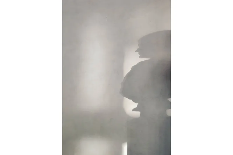 Poster Human shadow 21x30 cm, Vit/Grå