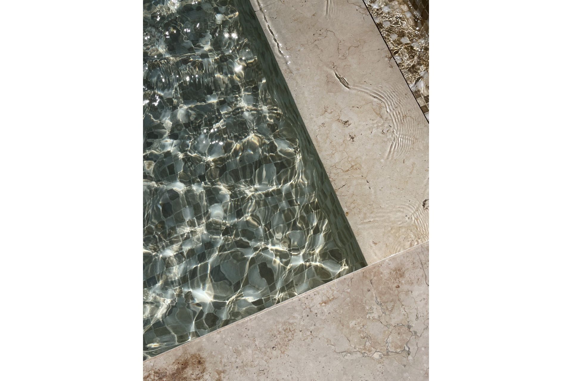 Poster Pool 50x70 cm - Beige