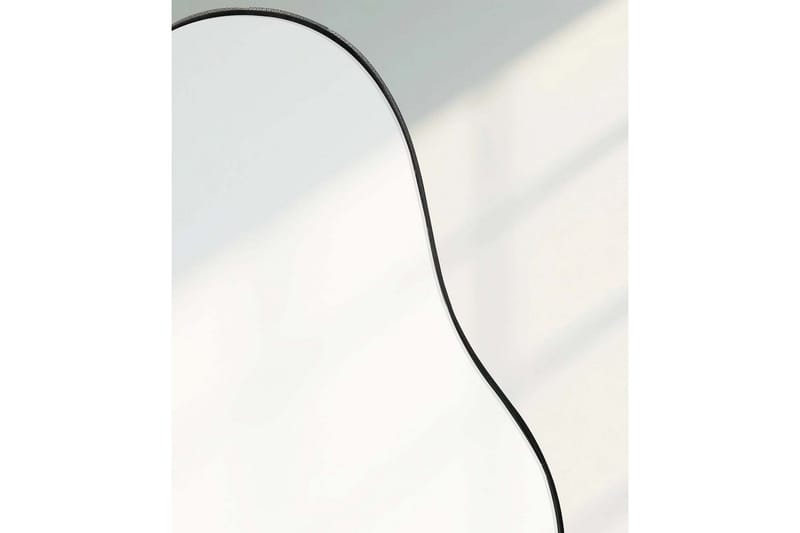 Spegel Wohnling Asymmetrisk metallram oval 80 cm - Inredning - Spegel - Hallspegel