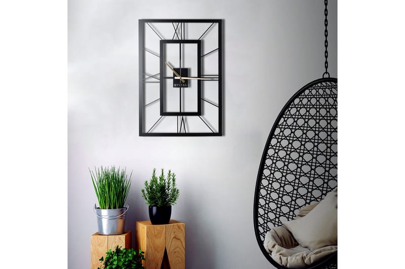 Dekorativ Metallväggklocka - Svart - Inredning - Väggdekor - Väggklocka & väggur