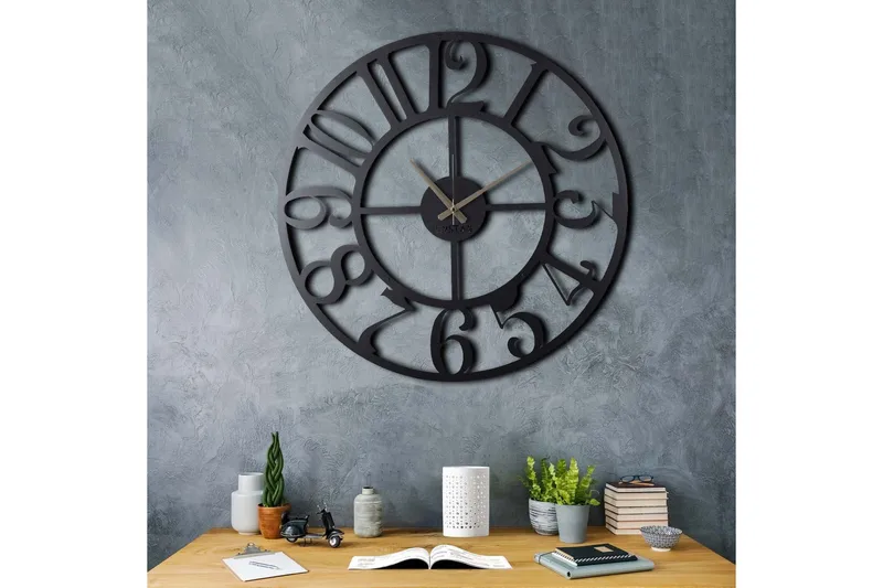 Dekorativ Metallväggklocka - Svart - Inredning - Väggdekor - Väggklocka & väggur