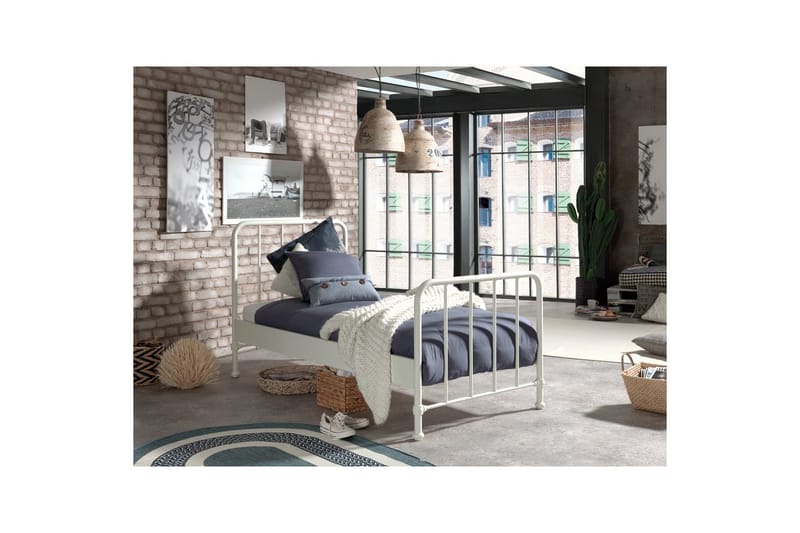 Säng Bronxx Vit, 90 x 200 cm - Vit, 90 x 200 cm - Möbler - Barnmöbler - Barnsäng & juniorsäng