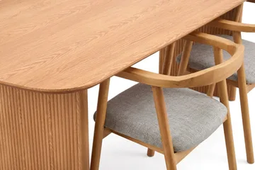 Alma Matgrupp rektangulärt 220 cm Ek med 6 Jolie Matstolar - Möbler - Bord & matgrupp - Matgrupp