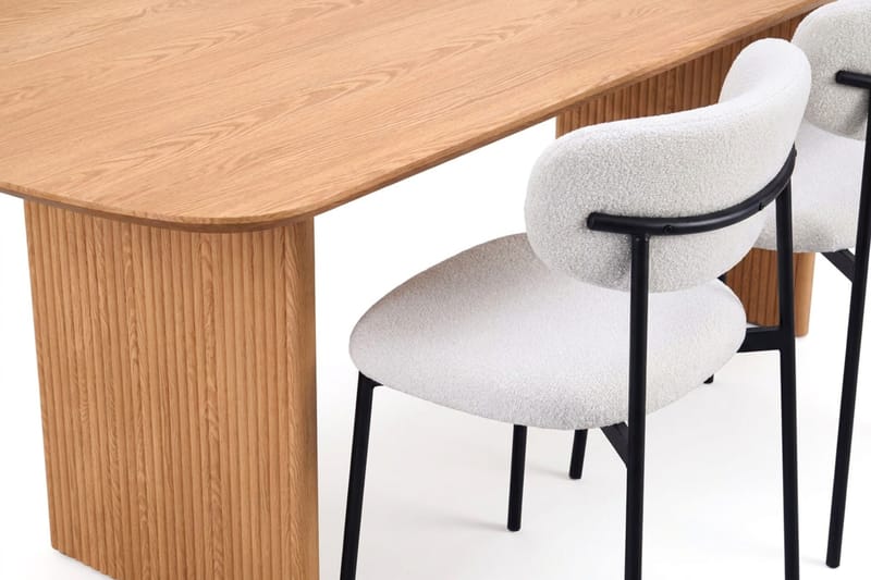 Alma Matgrupp rektangulärt 220 cm Ek med 6 Lucy Matstolar - Ek - Möbler - Bord & matgrupp - Matgrupp