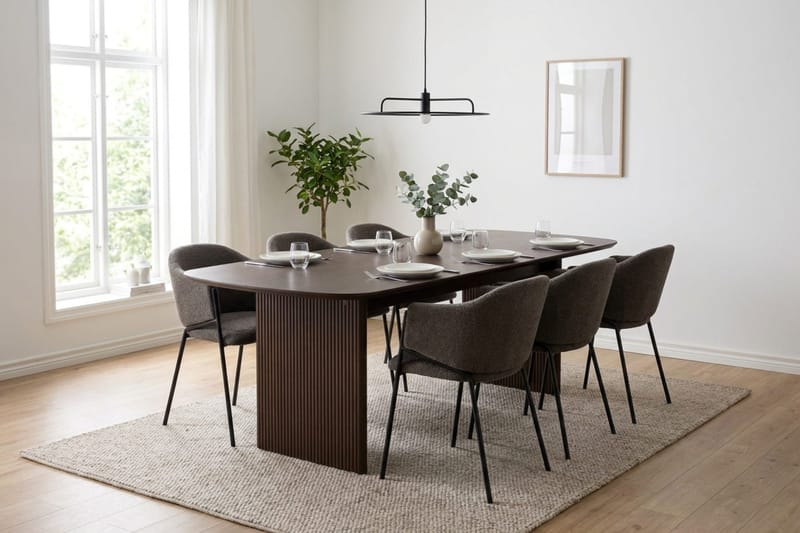 Alma Matgrupp rektangulärt 220 cm med 6 Filip Matstolar - Rökt ek - Möbler - Bord & matgrupp - Matgrupp