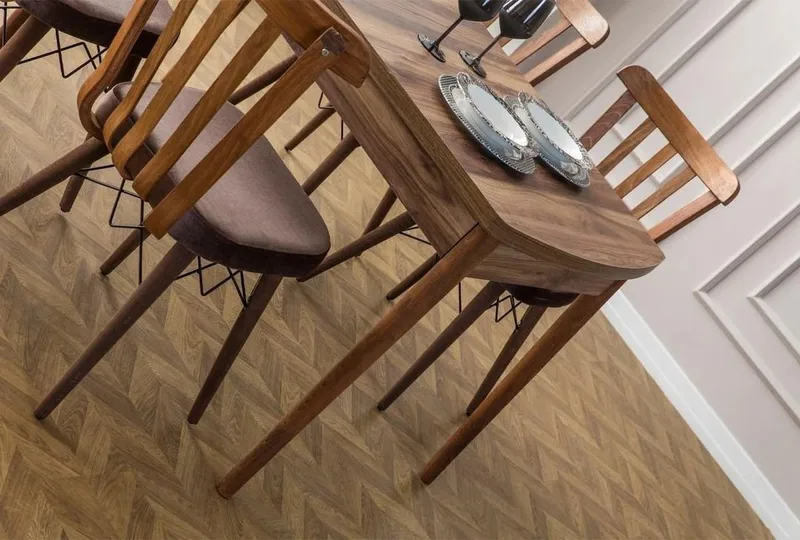 Alvryn Matgrupp Bord 130 cm + 4 Stolar - Brun - Möbler - Bord & matgrupp - Matgrupp