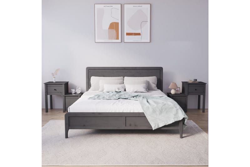 beBasic Sängbord 2 st grå 79,5x38x65,5 cm massiv furu - Grey - Sängbord & nattduksbord