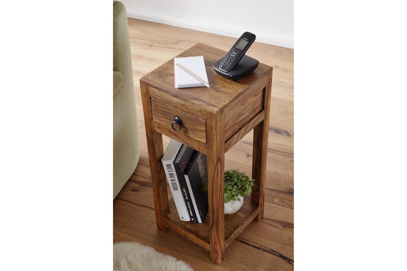 Charnetski Sidobord 30 cm - Trä/natur - Möbler - Bord & matgrupp - Avlastningsbord & sidobord - Brickbord & småbord