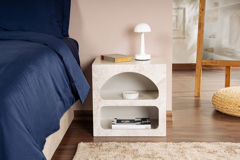 Dalim Sängbord 50 cm - Travertine/Sandsten - Möbler - Bord & matgrupp - Avlastningsbord & sidobord - Sängbord & nattduksbord