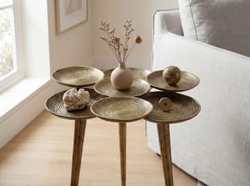 Denvor Runt sidobord 46 cm i aluminium - guld - Möbler - Bord & matgrupp - Avlastningsbord & sidobord - Brickbord & småbord
